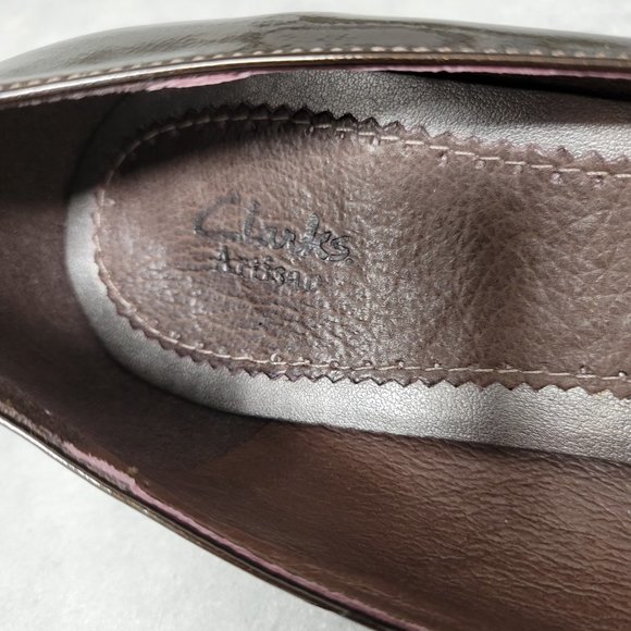 11 Clarks Artisan Brown Leather and Suede Slip On Shoes - Picture 8 of 10